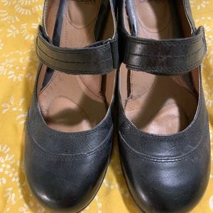 Sofft Mary Jane Pumps with velcro strap